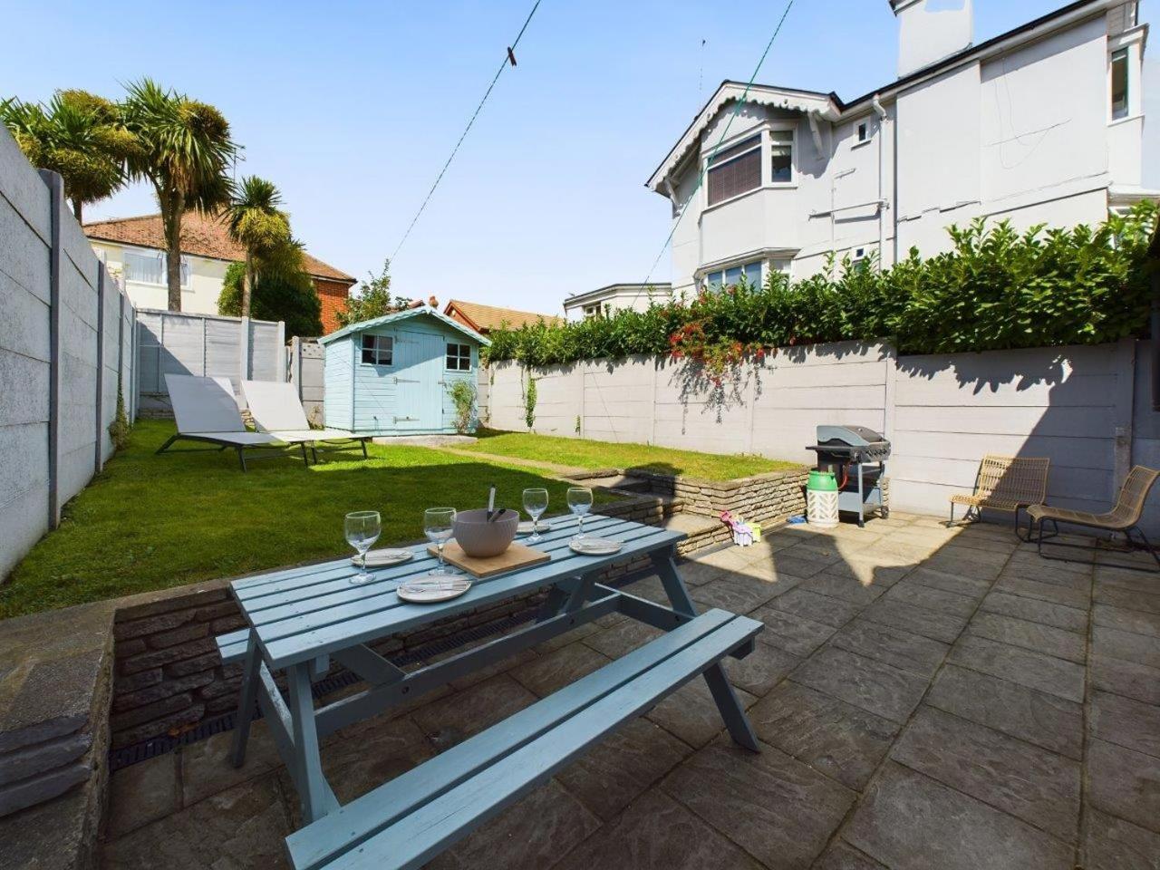Stones Throw - Stunning House, Mins From Beach And Dogs Welcome Broadstairs Exterior photo