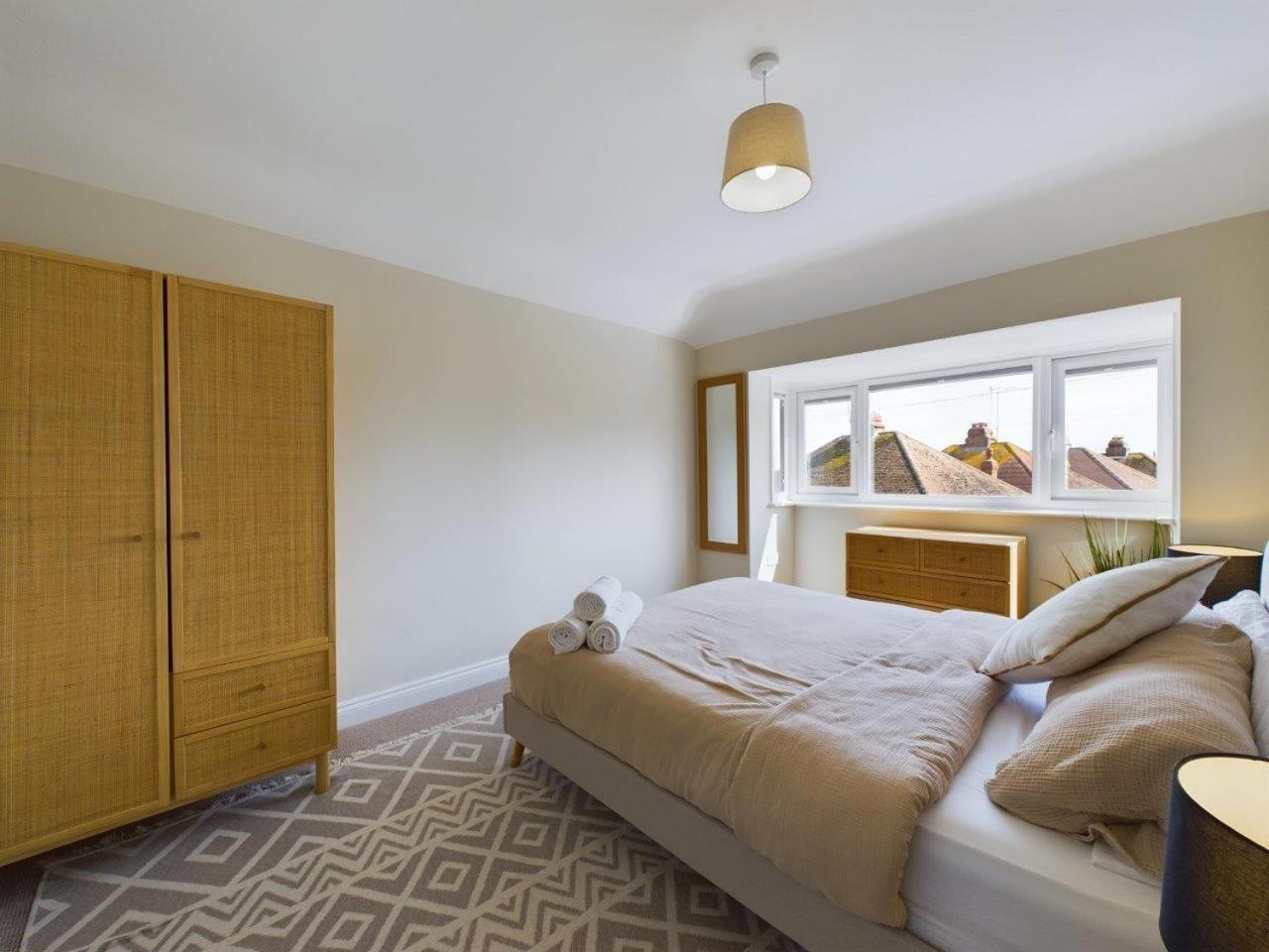 Stones Throw - Stunning House, Mins From Beach And Dogs Welcome Broadstairs Exterior photo