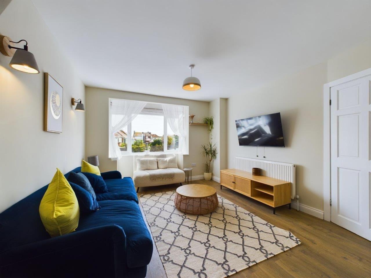 Stones Throw - Stunning House, Mins From Beach And Dogs Welcome Broadstairs Exterior photo
